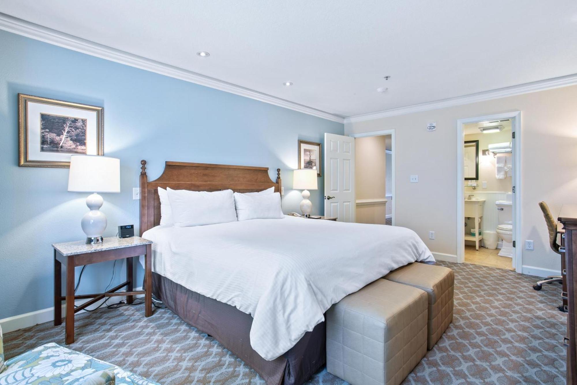Kingsmill Resort 4*
